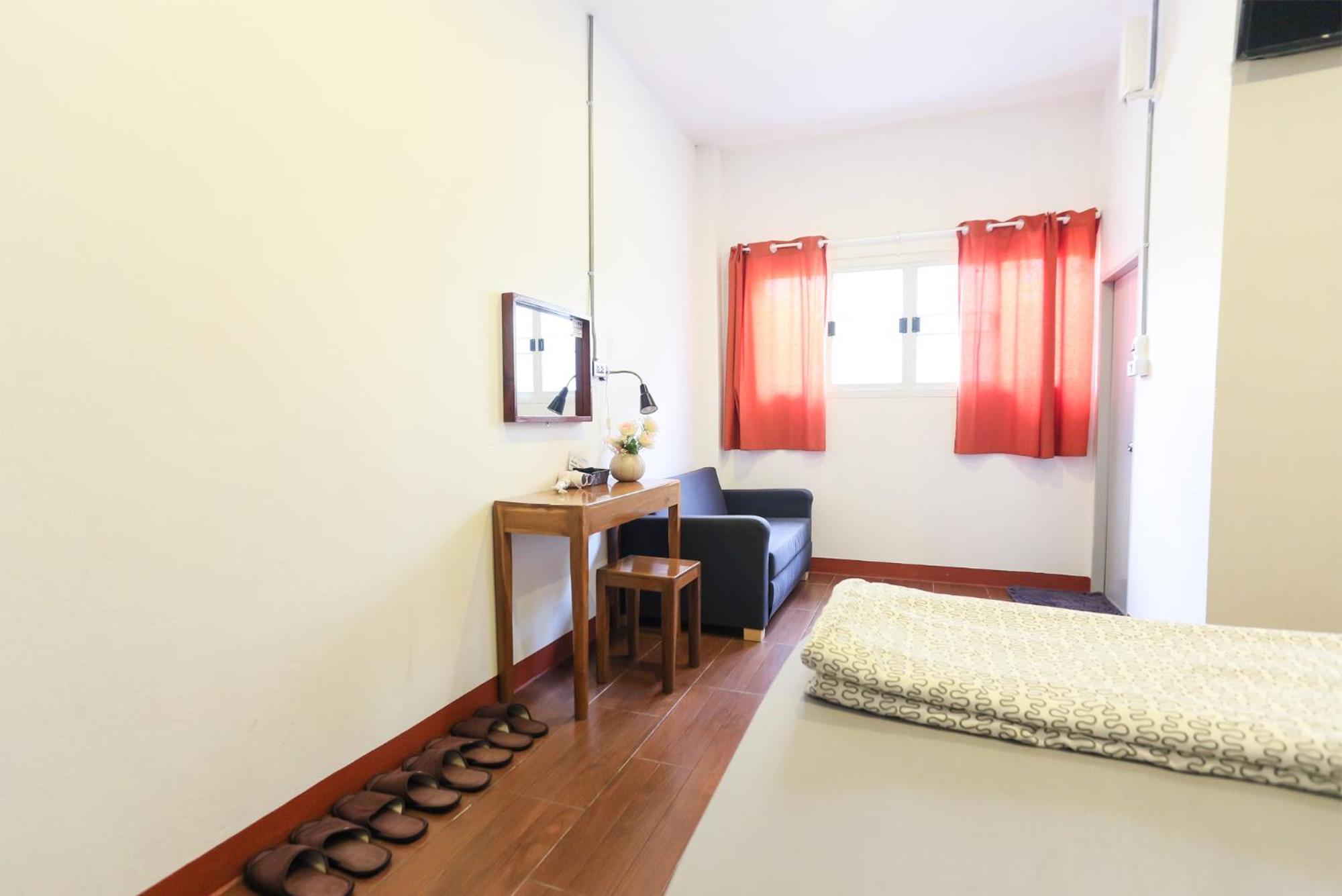 The Garage Hotel Chiang Rai Quarto foto
