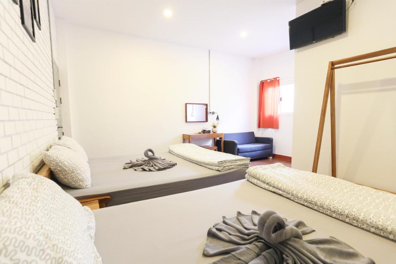 The Garage Hotel Chiang Rai Quarto foto